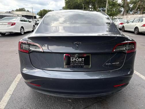 2022 Tesla Model 3 Long Range