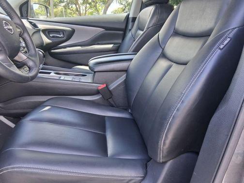 Gun Metallic 2023 Nissan Murano SV