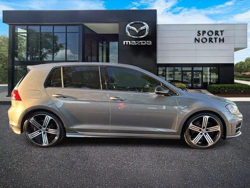 2016 Volkswagen Golf R 4-Door