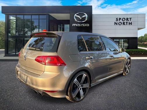 2016 Volkswagen Golf R 4-Door