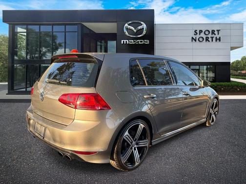 2016 Volkswagen Golf R 4-Door