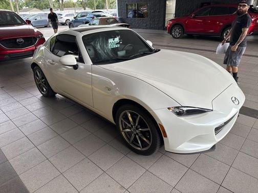 2022 Mazda MX-5 Miata RF Grand Touring