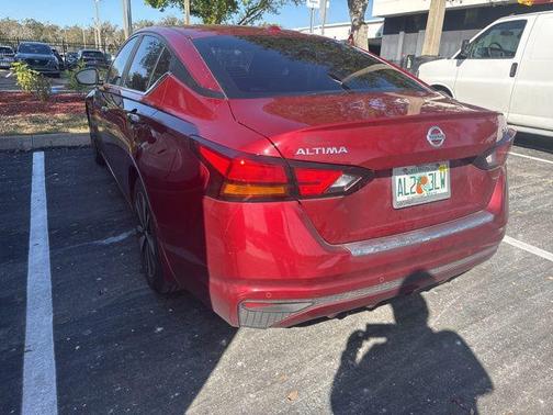 2022 Nissan Altima 2.5 SV