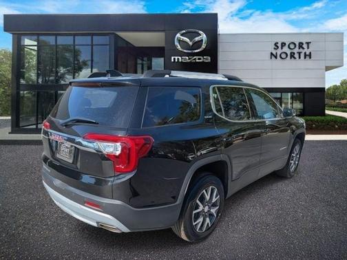 2022 GMC Acadia SLE