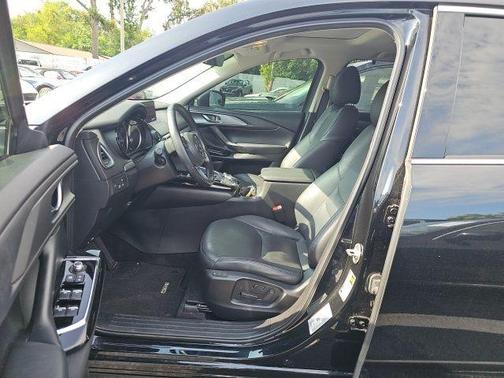 2022 Mazda CX-9 Touring Plus