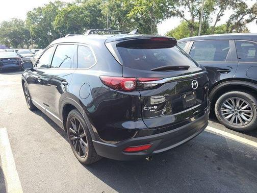 2022 Mazda CX-9 Touring Plus