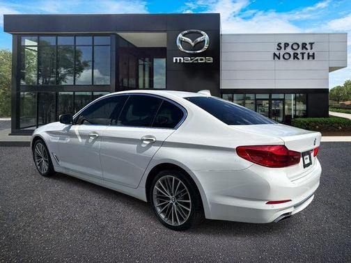 Alpine White 2018 BMW 540 i