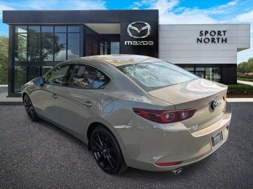 2024 Mazda Mazda3 2.5 Carbon Turbo