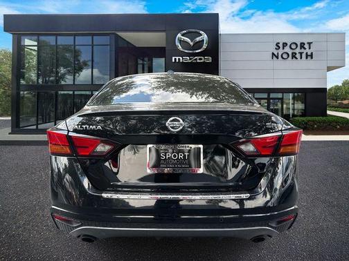 2021 Nissan Altima 2.5 SR