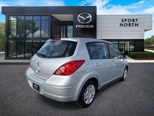 2011 Nissan Versa 1.8 S