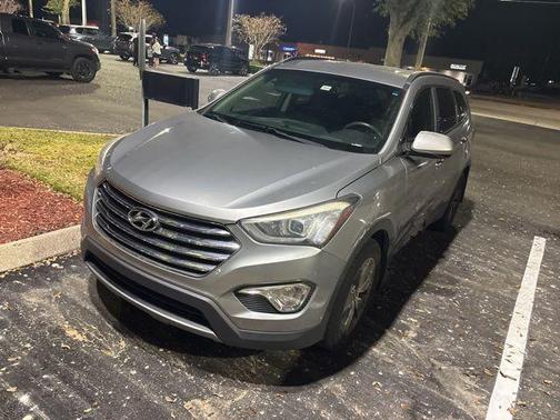 2016 Hyundai SANTA FE SE