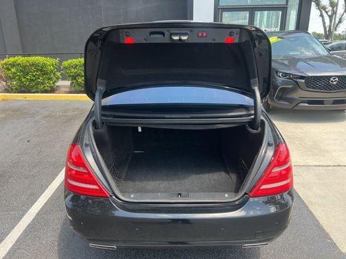 2010 Mercedes-Benz S-Class S 550