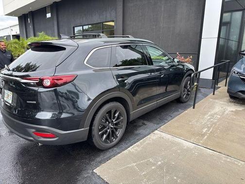 2022 Mazda CX-9 Touring Plus