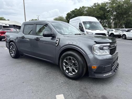 Gray Metallic 2024 Ford Maverick XLT