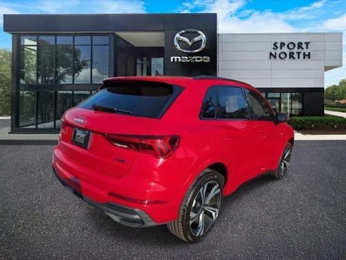 2023 Audi Q3 45 S line Premium