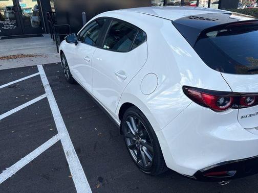2023 Mazda Mazda3 FWD w/Preferred Package