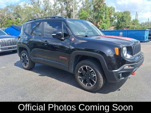 Black Clearcoat 2023 Jeep Renegade Trailhawk