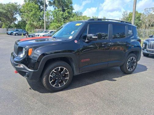 Black Clearcoat 2023 Jeep Renegade Trailhawk