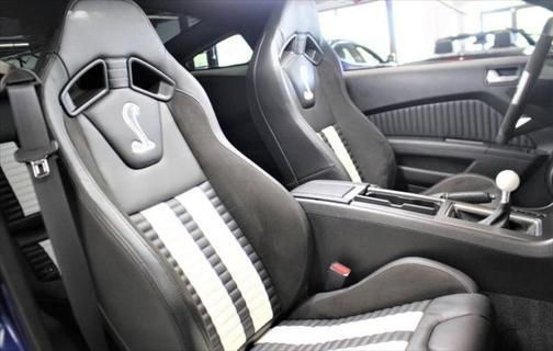 2013 Ford Shelby GT500 Base
