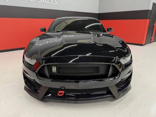 2019 Ford Shelby GT350 Base