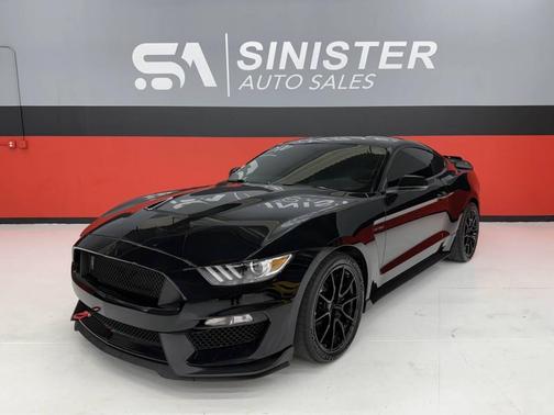 2019 Ford Shelby GT350 Base