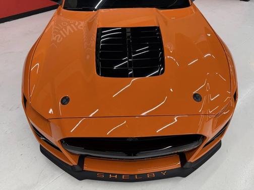 2021 Ford Shelby GT500 Base