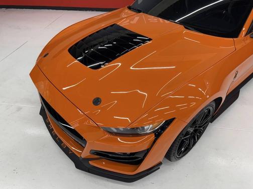 2021 Ford Shelby GT500 Base