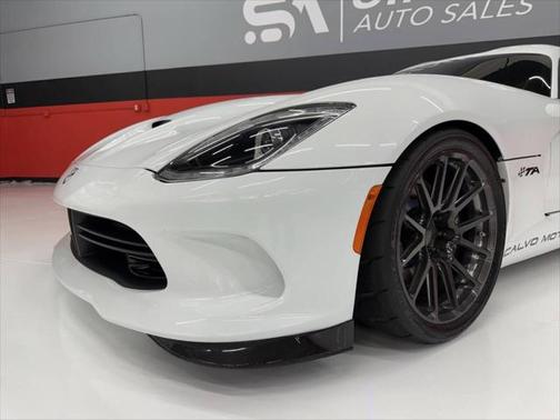 2014 Dodge SRT Viper Base 2dr Coupe