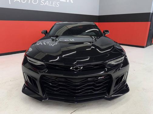 Mosaic Black Metallic 2018 Chevrolet Camaro ZL1
