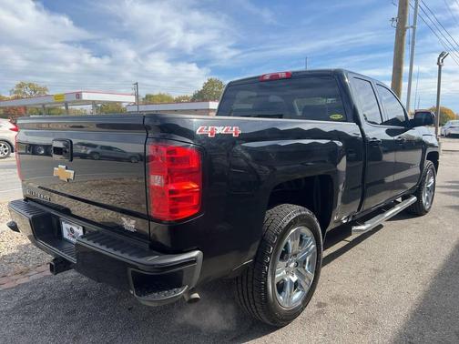 2017 Chevrolet Silverado 1500 Custom