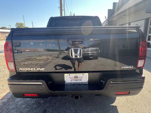 2017 Honda Ridgeline Black