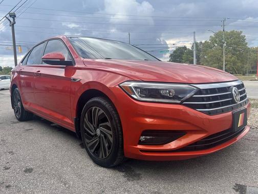 2019 Volkswagen Jetta 1.4T SEL Premium
