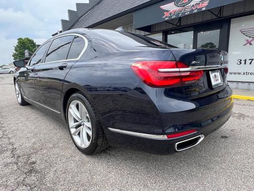 2016 BMW 750 i xDrive