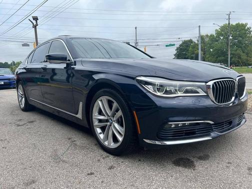 2016 BMW 750 i xDrive