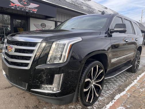 2017 Cadillac Escalade Luxury