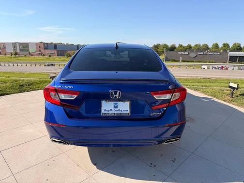 Still Night Pearl 2022 Honda Accord Sport 1.5T
