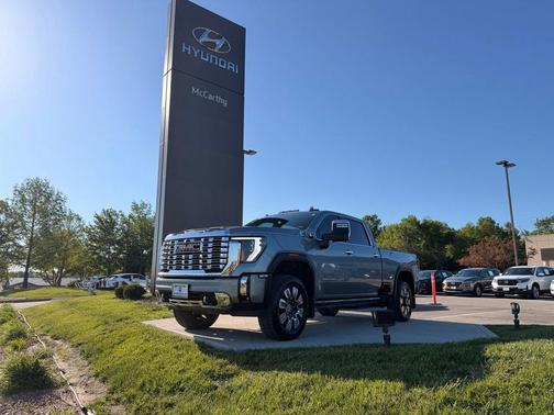 Sterling Metallic 2024 GMC Sierra 3500 Denali