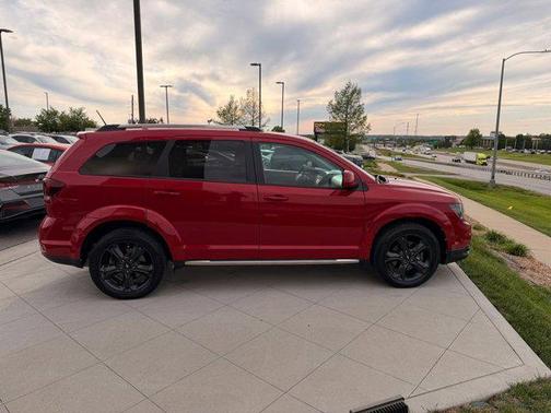 Redline 2 Coat Pearl 2018 Dodge Journey Crossroad