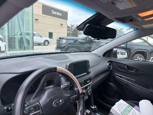 Sonic Silver 2019 Hyundai KONA SEL