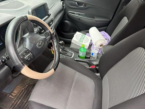 Sonic Silver 2019 Hyundai KONA SEL