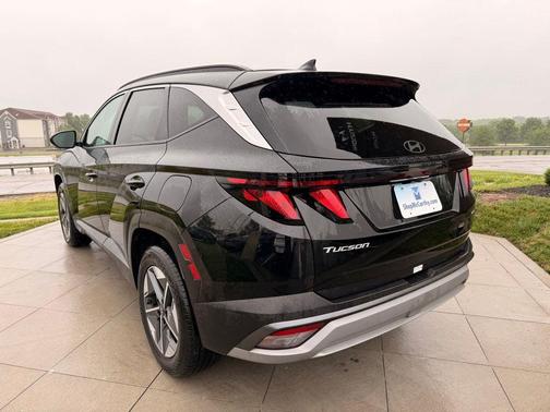 Phantom Black 2025 Hyundai TUCSON SEL