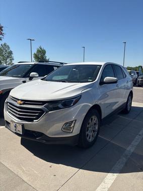 Summit White 2020 Chevrolet Equinox 1LT