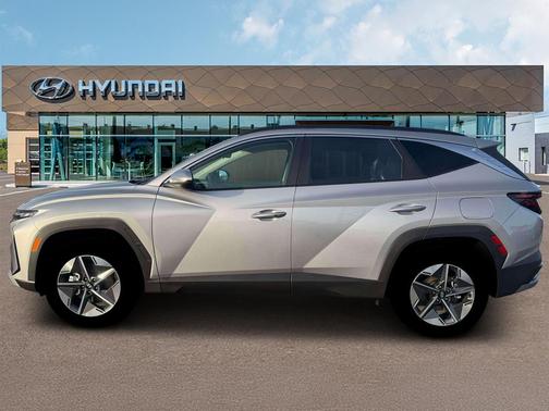 Shimmering Silver 2026 Hyundai TUCSON Hybrid SEL