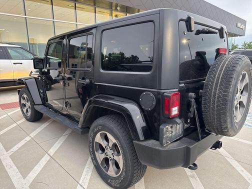 Black Clearcoat 2017 Jeep Wrangler Unlimited Sahara
