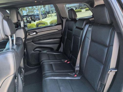 Diamond Black Crystal Pearlcoat 2020 Jeep Grand Cherokee High Altitude