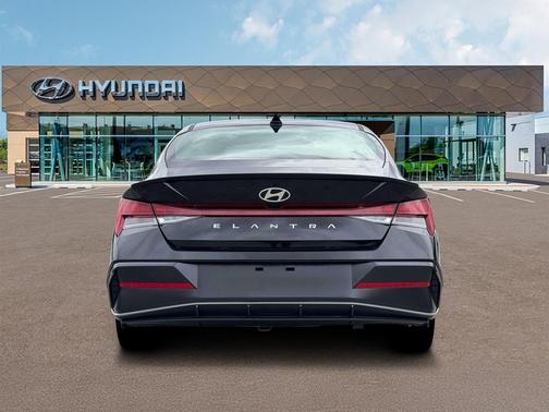 Abyss Black 2026 Hyundai ELANTRA Sport