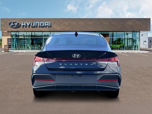 Abyss Black 2026 Hyundai ELANTRA Sport
