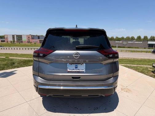 Gun Metallic 2024 Nissan Rogue Platinum
