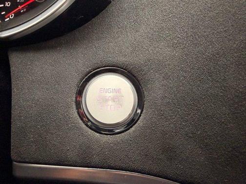 Ceramic Silver 2023 Kia Stinger GT2