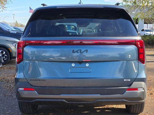 2025 Kia Carnival Hybrid SX
